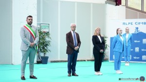 podio cerchio sfe01933 copia simone ferraro ph